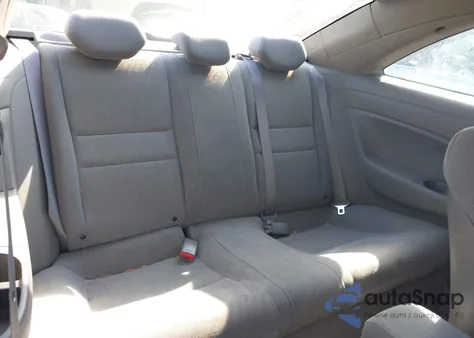 2011 Honda Civic Lx from USA, damaged, VIN 2HGFG1B62BH517586